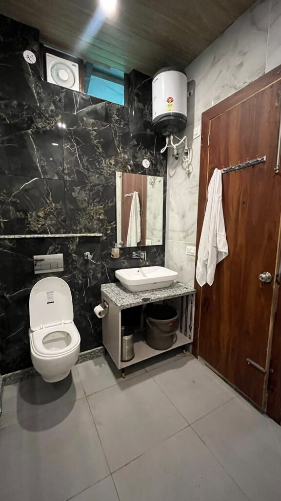 Why Choose a Shudhdesi Family Resort in Dehradun?